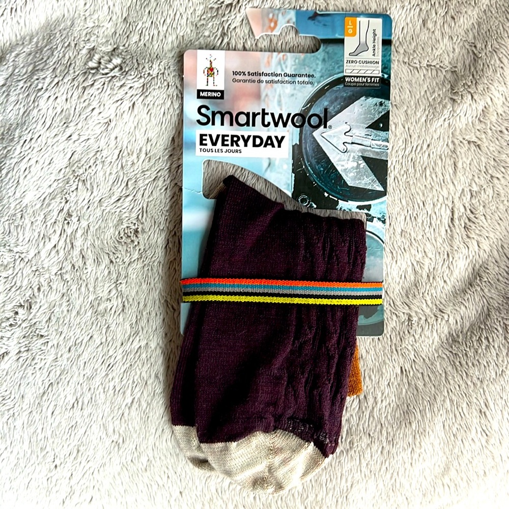 Smartwool every day women’s large ankle height, socks